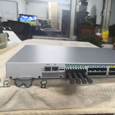 16Gbps SWL SFP+ 송수신기로 탑재 가능한 BR-G610-8-16G-0 브로케이드 G610 8P 스위치 랙