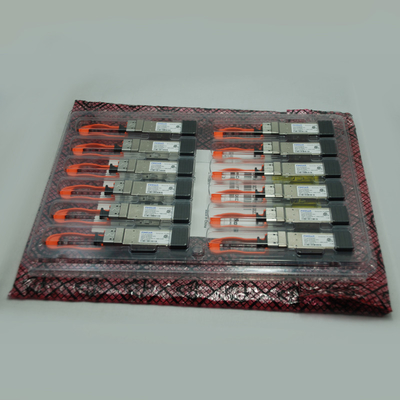 10GBASE-SR 이더넷에 대한 피니사 FTL410QD4C 40GBASE-SR4 / 10GBASE-SR 300m QSFP+ Gen4 탈출