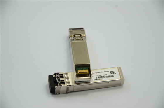 FTLF8529P3BCV-QL 16G SFP+ 850nm 단파장은 끼워 넣을 수 있는 광 송수신기 모듈을 뜨겁게 합니다