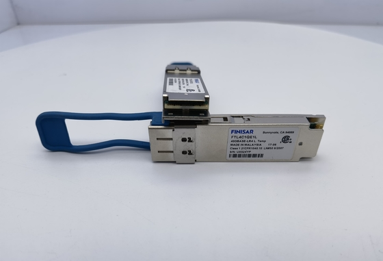 피니사 FTL4C1QE1L QSFP+ 송수신기 모듈 40GBase-LR4 SM 섬유 1310nm 10 킬로미터 두 부분으로 된 LC
