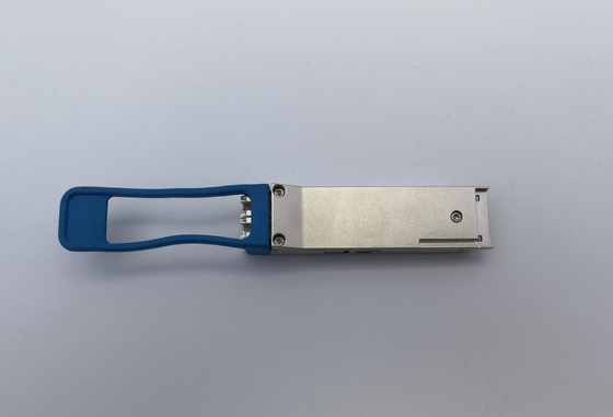 피니사 FTL4C1QE1L QSFP+ 송수신기 모듈 40GBase-LR4 SM 섬유 1310nm 10 킬로미터 두 부분으로 된 LC