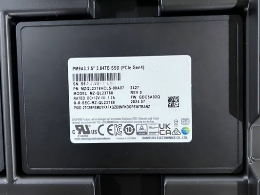 원본 삼성 3.84TB U.2 SSD MZQL23T8HCLS-00A07 PCIe 4.0 NVMe TLC 엔터프라이즈 SSD 서버 클라우드 스토리지